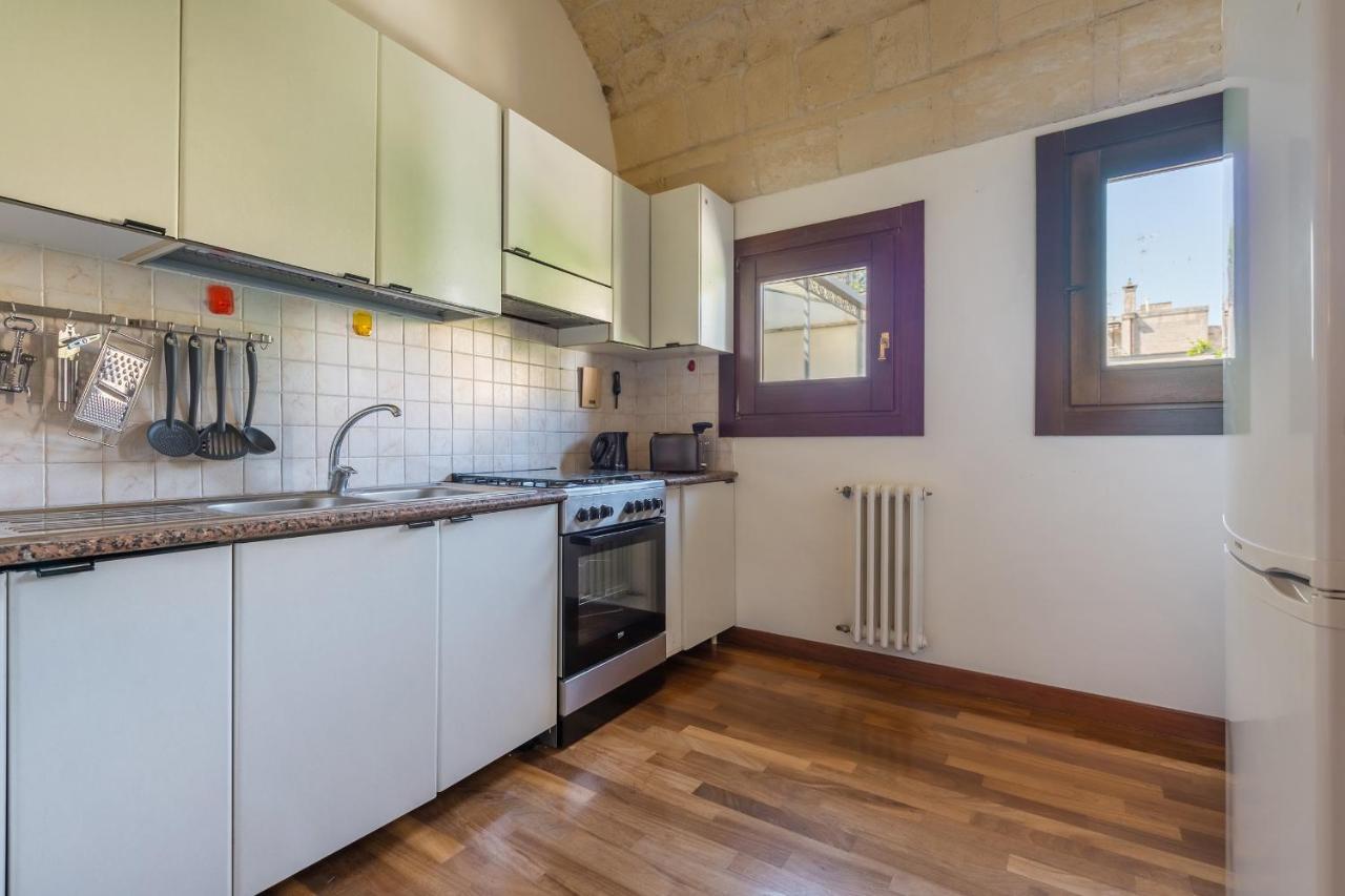 Goodstay Palazzo Marini Suite Lecce Exteriör bild