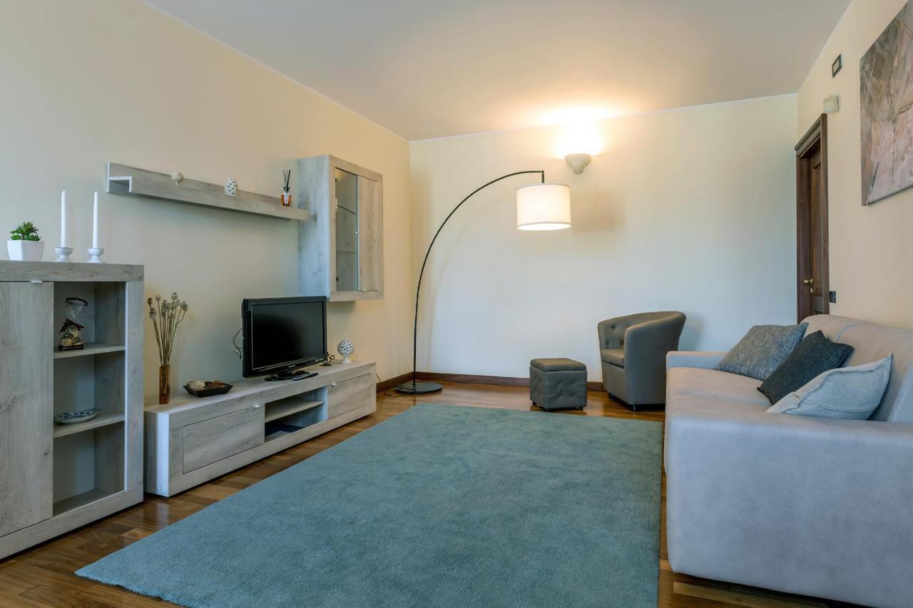 Goodstay Palazzo Marini Suite Lecce Exteriör bild